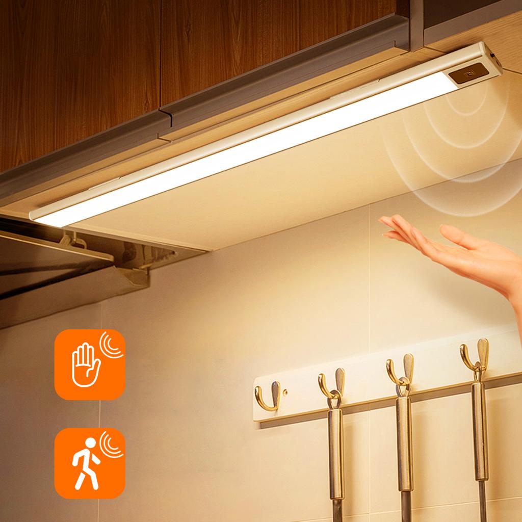 Lámpara LED portátil con sensor de movimiento PIR recargable